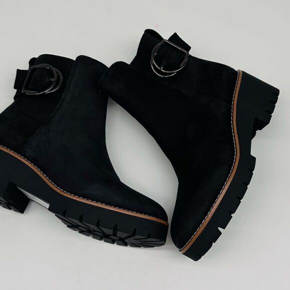 Dakota Waterproof Bootie (Women)
Blondo - Picture 8 of 9